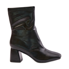 Släta ankelstövlar för kvinnor gjorda av ekologiskt läder, svart Izariel