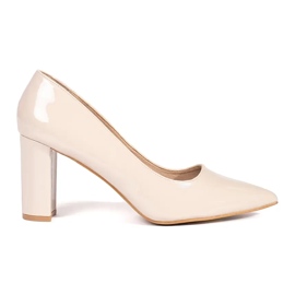 Seastar Eleganta patentbeige pumps med hög klack