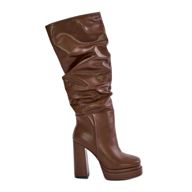 Bruna Beridra-isolerade Slip-On-stövlar på hög klack och plattform med rysningar