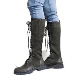 Gröna slip-on boots med elastisk ovandel från Veradi