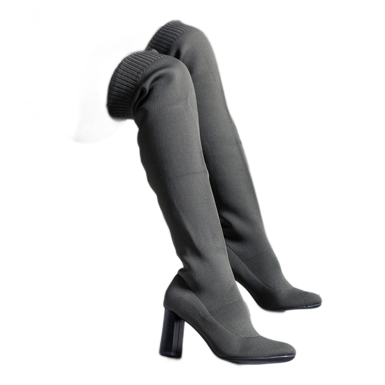 Gröna slip-on högklackade stövlar med en flexibel Flamme-överdel