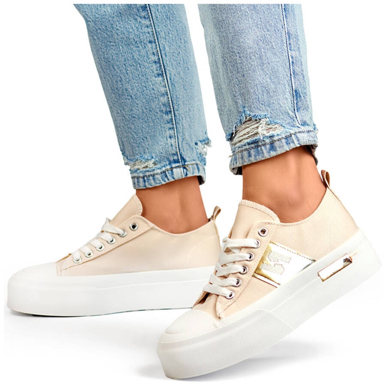 Låga sneakers med tjock sula, beige LY100BE