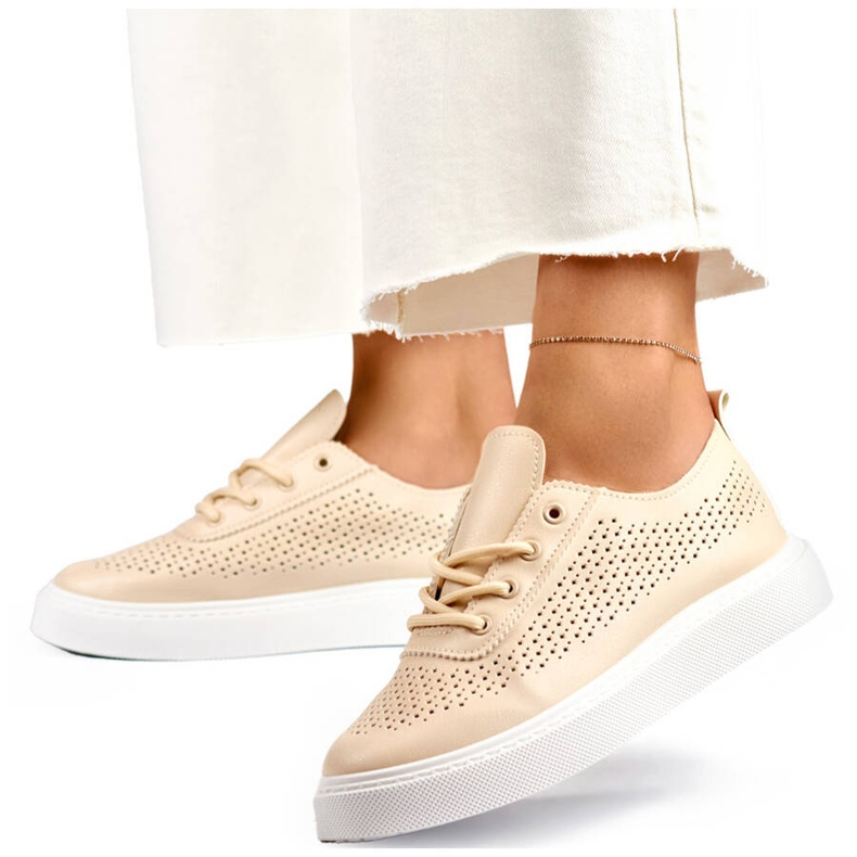 Platformskor för kvinnor, genombrutna, beiga sneakers 777-1BE beige