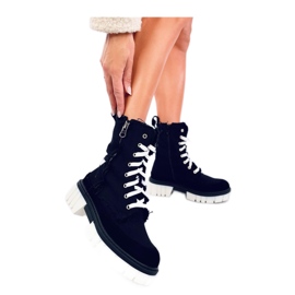 Ankelboots i canvas med svart skydd