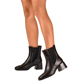 Chelsea stövlar Modell 9611B Svart