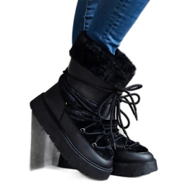 Svarta isolerade slip-on snöstövlar för kvinnor dekorerade med päls