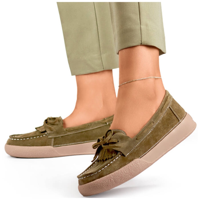 Lädermockasiner för kvinnor khakigröna Goodin GD-SW4005KH