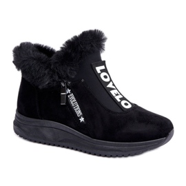 Isolerade svarta sportskor för kvinnor