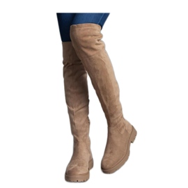 Bruna långa stövlar med platt sula från Tromi - Solea