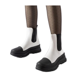 Vita stövletter med sportsula från Ermanno - Solea
