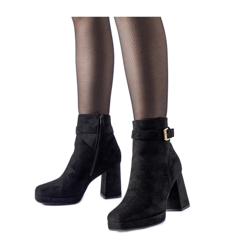 Svarta isolerade klassiska ankelboots av Caio - Solea mocka