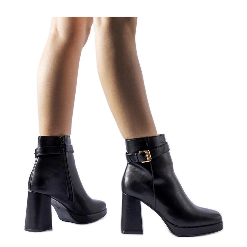 Svarta isolerade klassiska ankelboots av Caio - Solea mocka