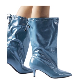 Blå stövlar med låg klack