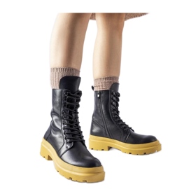 Svarta sneakers med gul sula Quennie - Solea