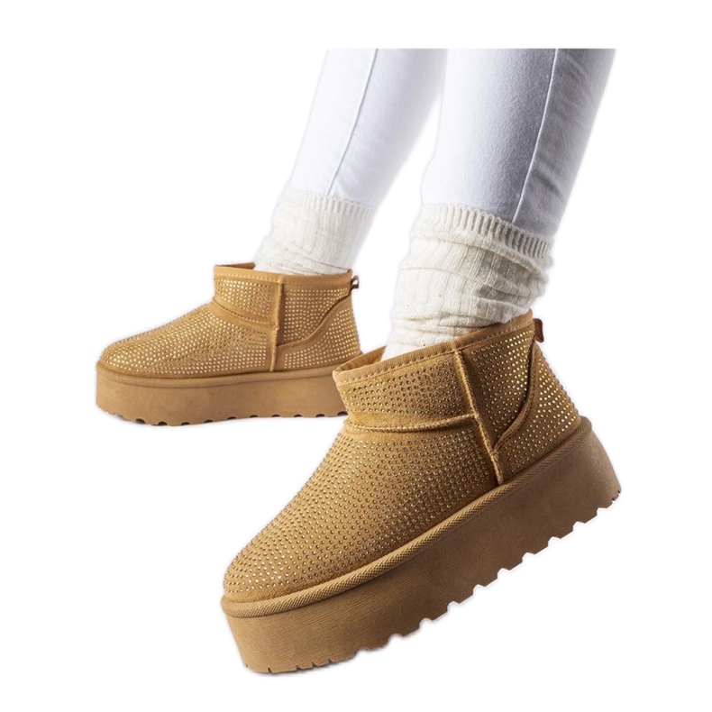 Bruna snöstövlar med zirkoner