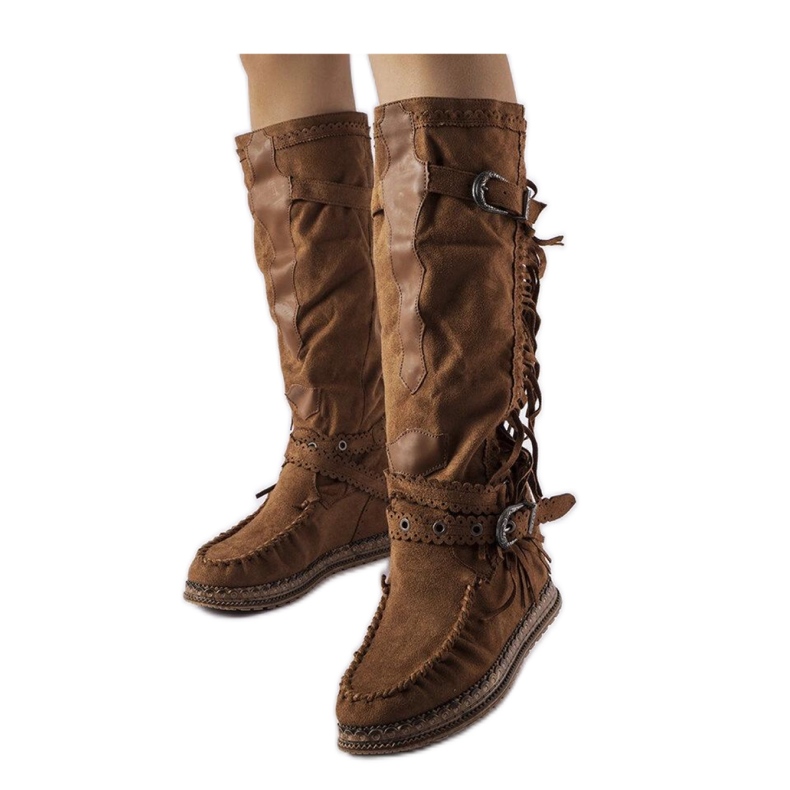 Bruna stövlar med inomhuskil