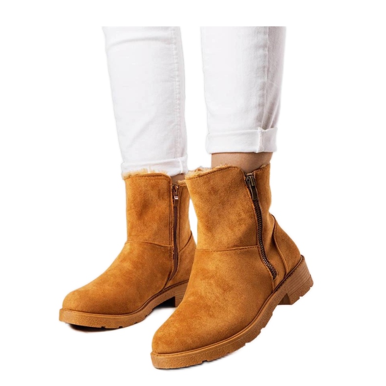 Bruna isolerade stövlar