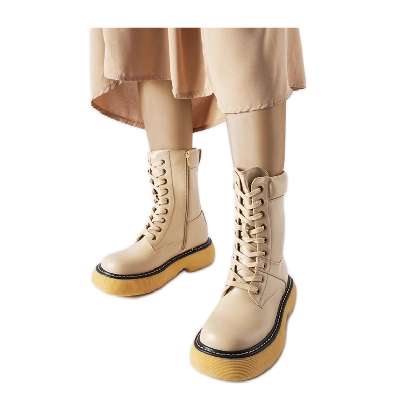 Beige isolerade plattformsarbetare