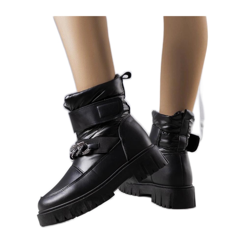 Svarta snökängor med kedja