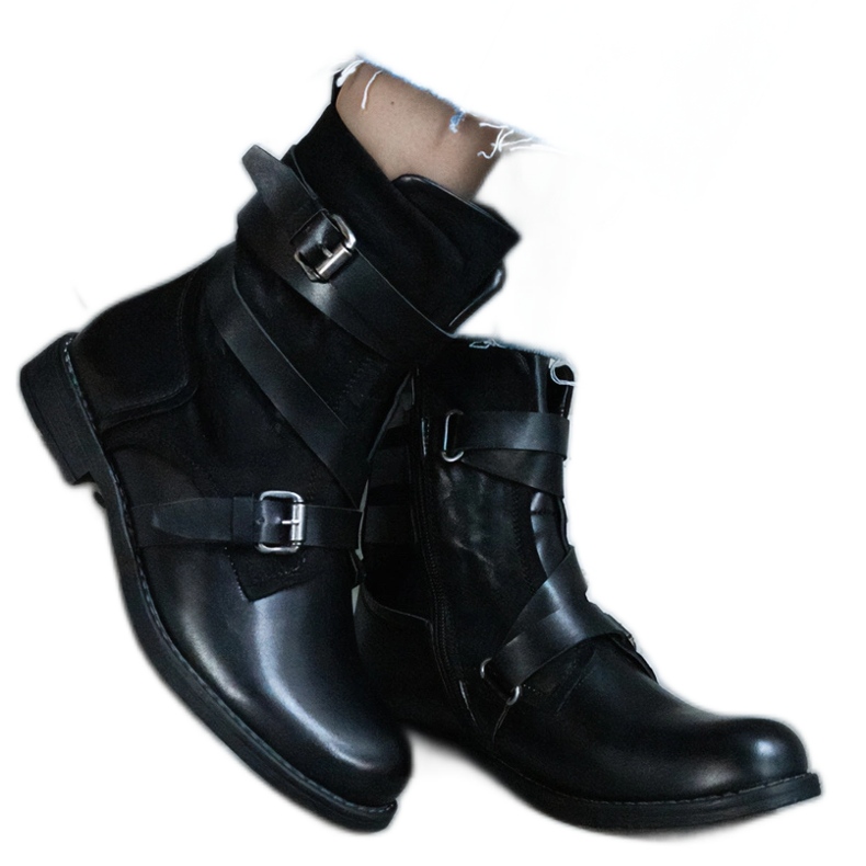 Svarta isolerade platta stövlar