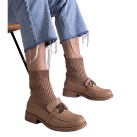 Mörkbeige stövlar med ovandel i tyg