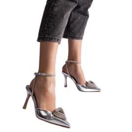 Silver höga klackar med öppen klack dekorerad med zirkoner