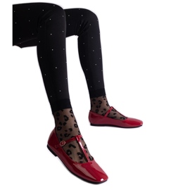 Röda patentbalettlägenheter med bälte