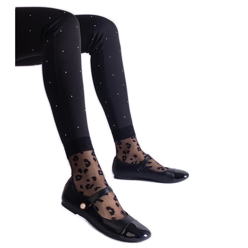 Svarta balettplattor med patenterad tå, fästs med kardborreband