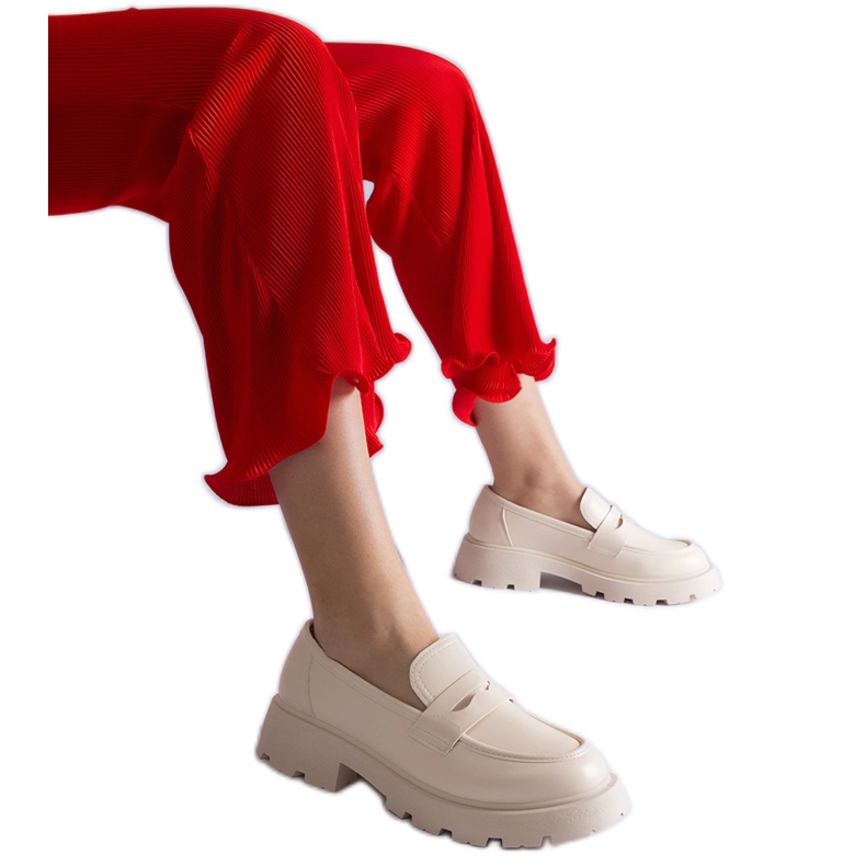 Beige dammockasiner av ekologiskt läder