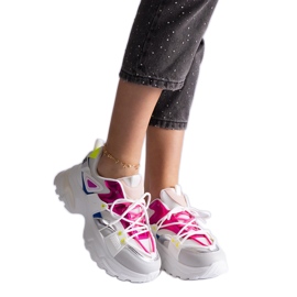 Vita och rosa sport sneakers