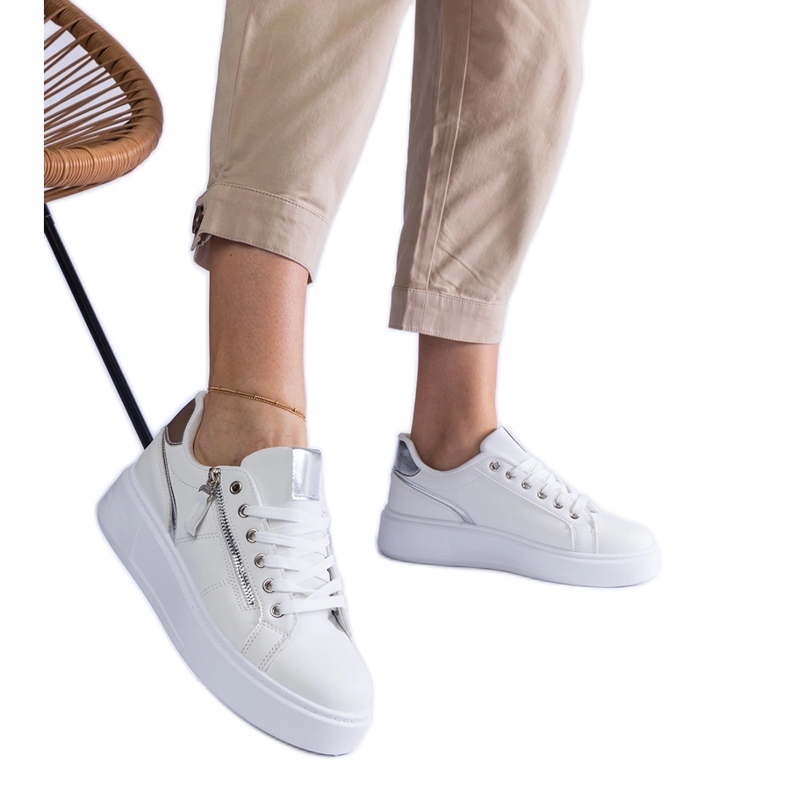 Vita damsportsneakers