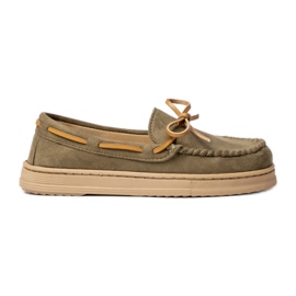 Kvinnors gröna mocka loafers med en båge