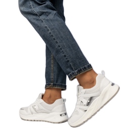 Kvinnors vita sportsneakers