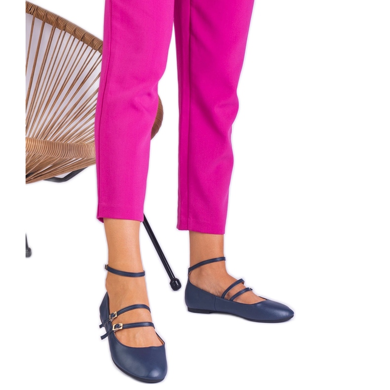 Navy Ballerinas gjorda av Eco -Leather med spännen blå