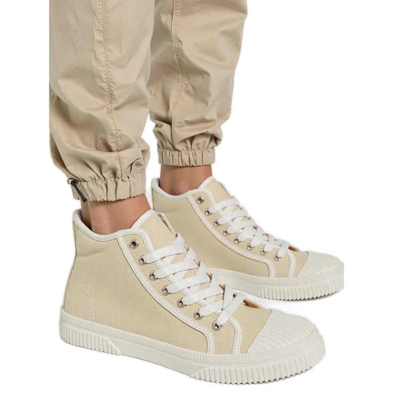 Kvinnor nolvia beige sneakers