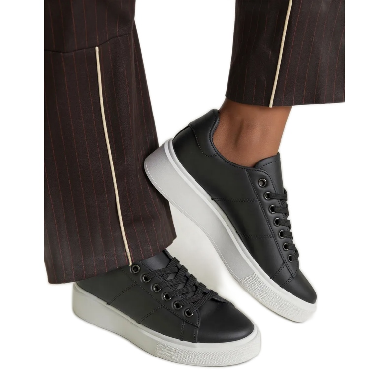 Kvinnors sneakers måndag alla svarta