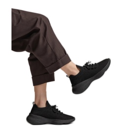 Kvinnors sneakers astaro svart