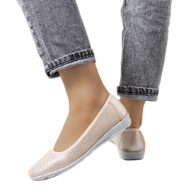 D/GMR Elmas ballerinor i beige läder