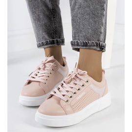 D/GMR Rosa sneakers på en tjock Louisianasula