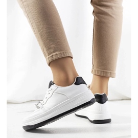 D/GMR Vita sneakers med kedja från Maring