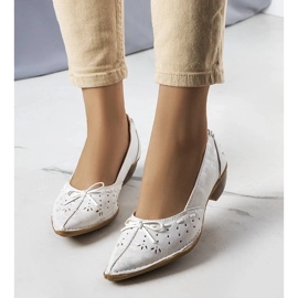 D/GMR Glazko vita ballerinor