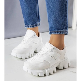 D/GMR Vita sneakers på en massiv Inez-sula