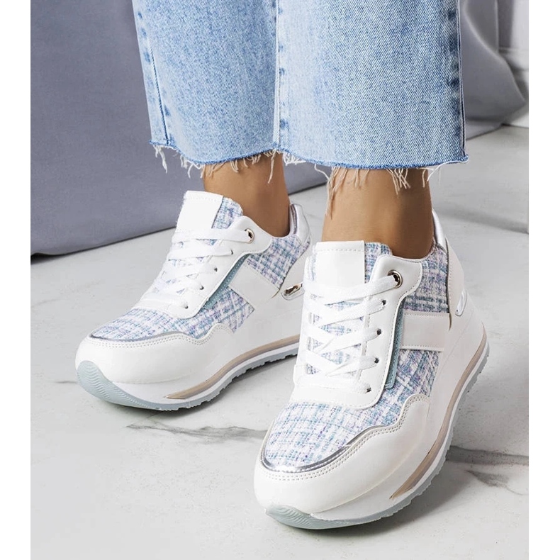 D/GMR Vita sneakers med dekorativa Krystal-inlägg