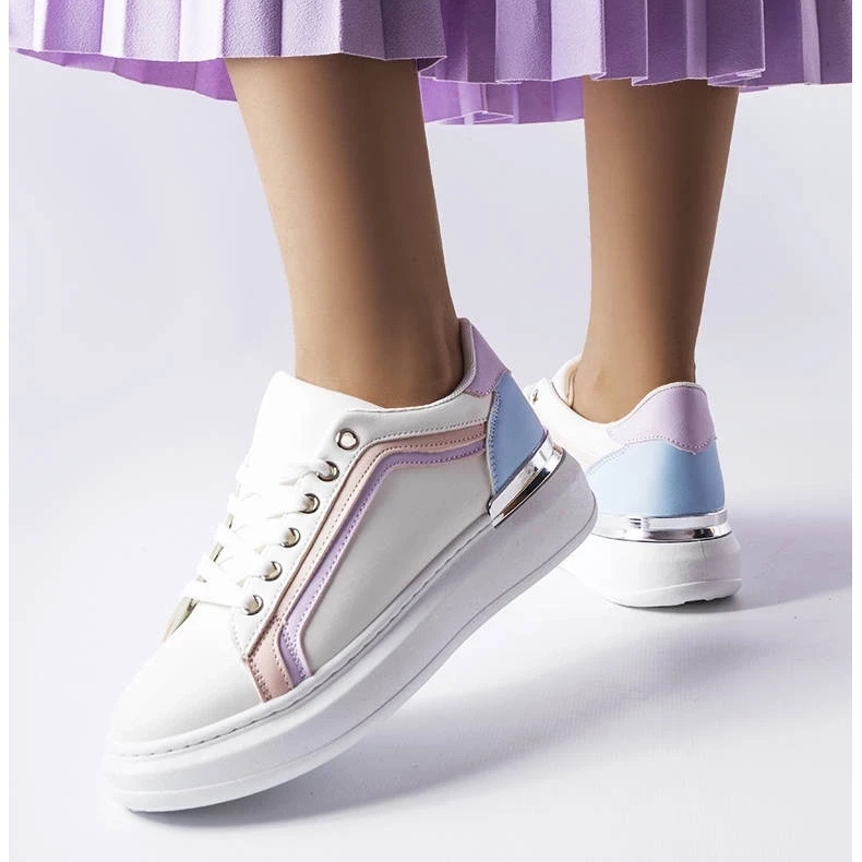 D/GMR Vita sneakers med tjock sula från Soucy