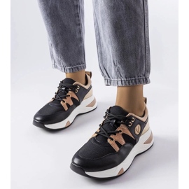 D/GMR Svarta och guld sneakers Vinceza