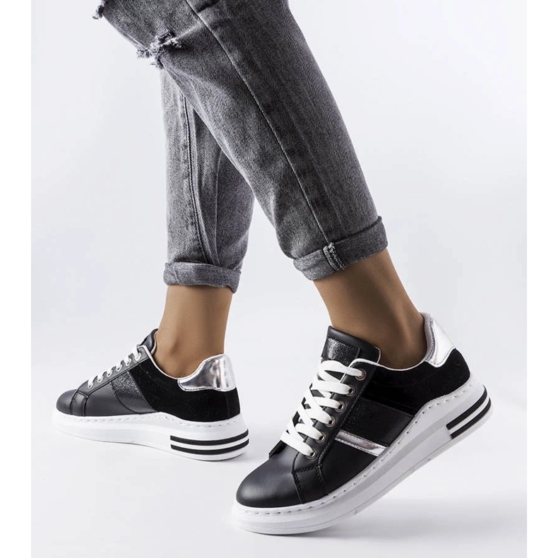 D/GMR Svarta sneakers med inlägg från Deans