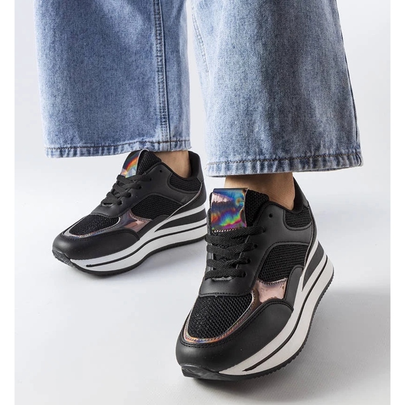 D/GMR Svarta sneakers på den tjocka sulan