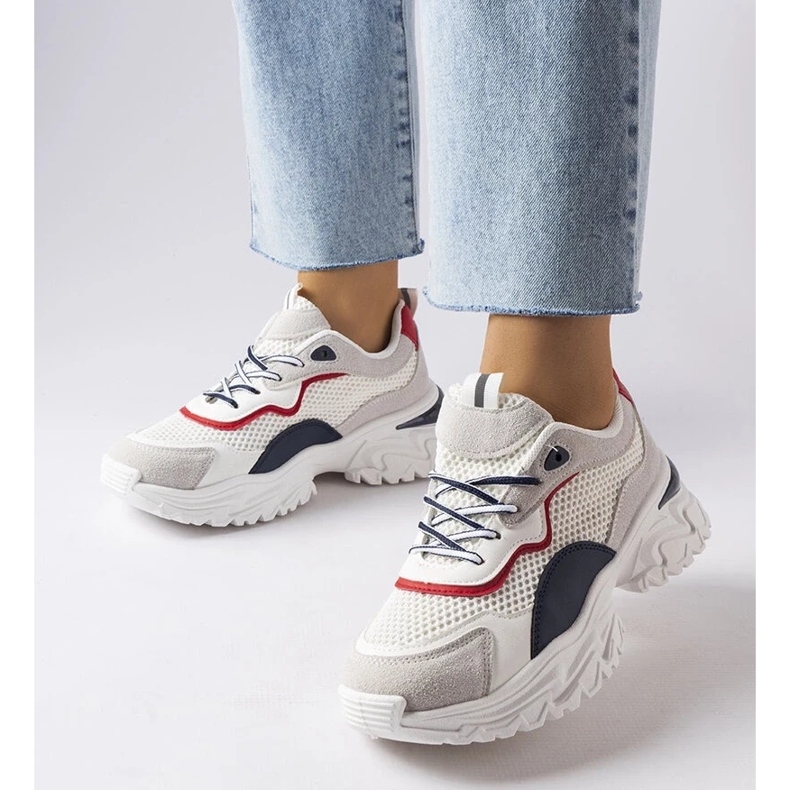 D/GMR Vita sneakers med synlig slitbana från Rosita