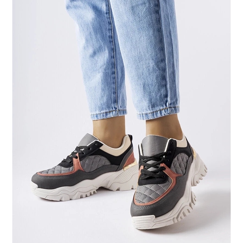 D/GMR Gråa sneakers med färgade inlägg från Esquibel