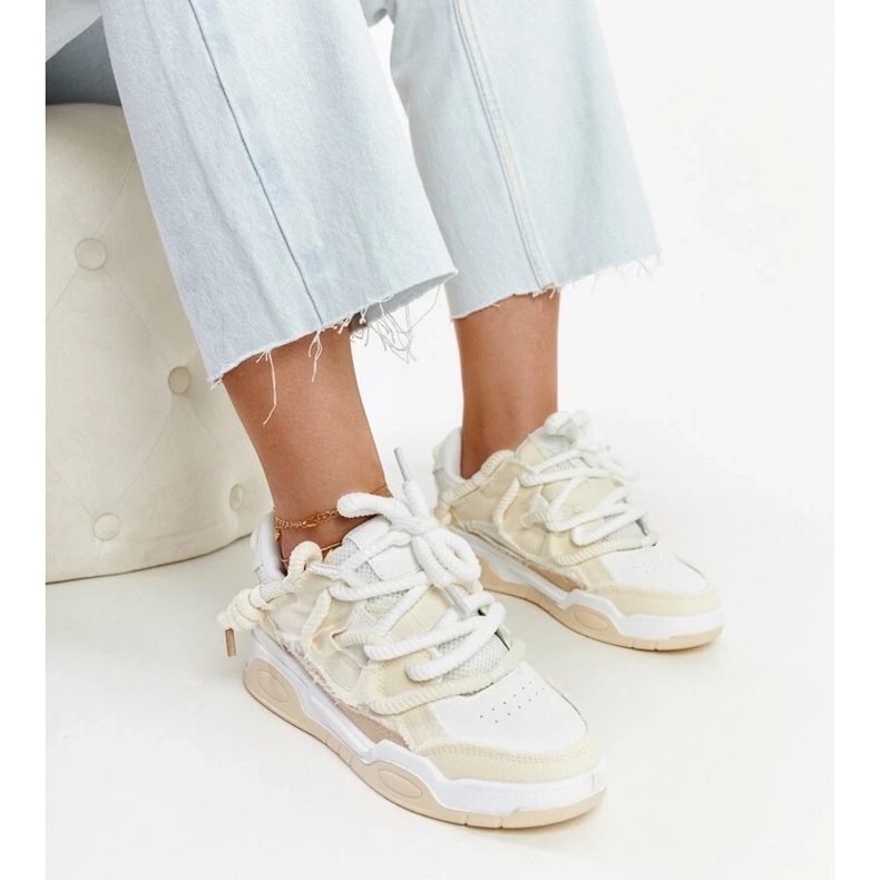 D/GMR Beige sneakers med Melilot-tyginlägg